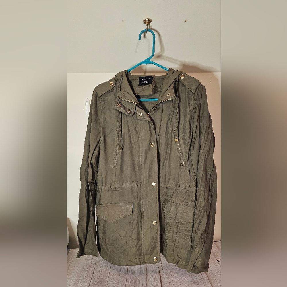 Love Tree Women's Olive Hooded Jacket